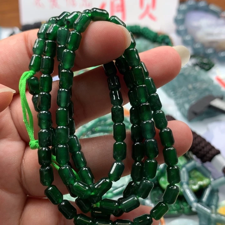 翡翠颈饰未镶嵌保真天然A货翡翠