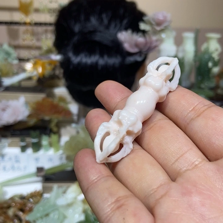 珍***我蛇纹石玉未镶嵌发饰