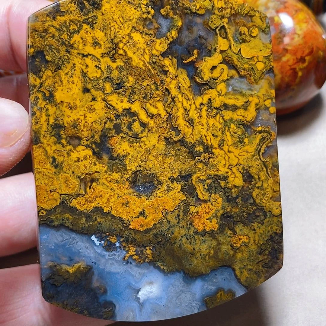 未镶嵌颈饰玛瑙/玉髓东*