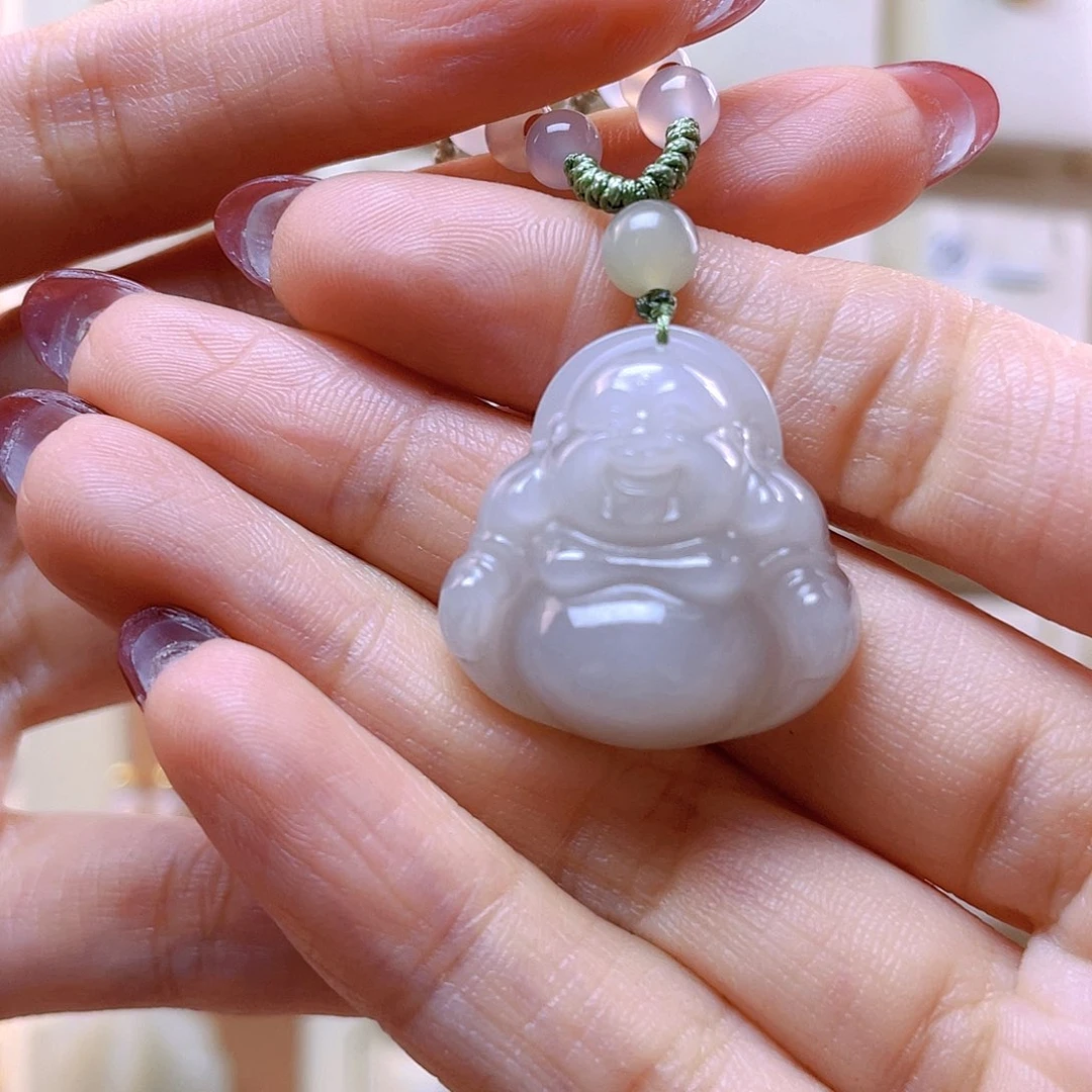 和田玉吊坠(赠链)未镶嵌丁**?