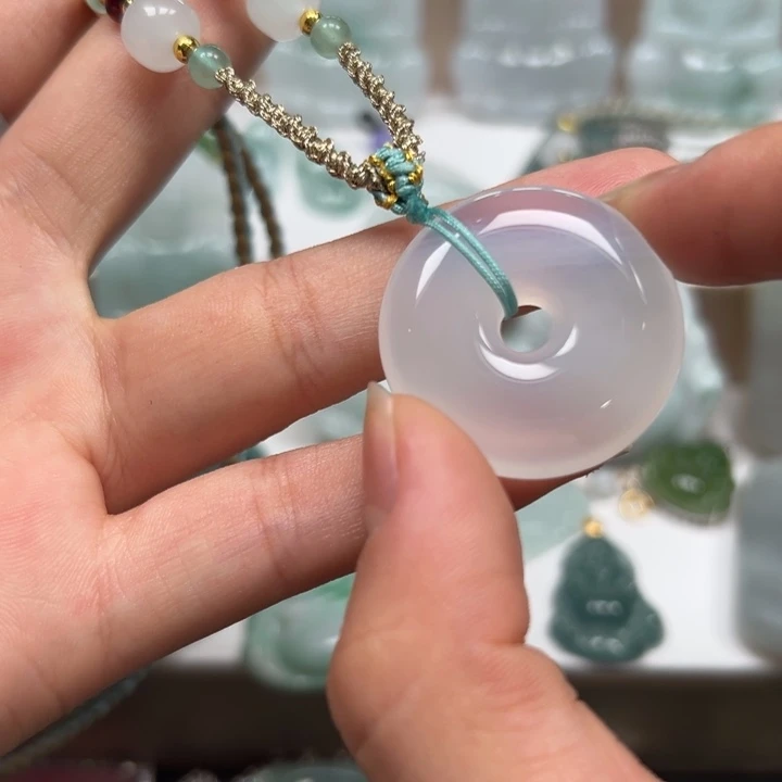 玛瑙/玉髓合金颈饰玛瑙平安扣