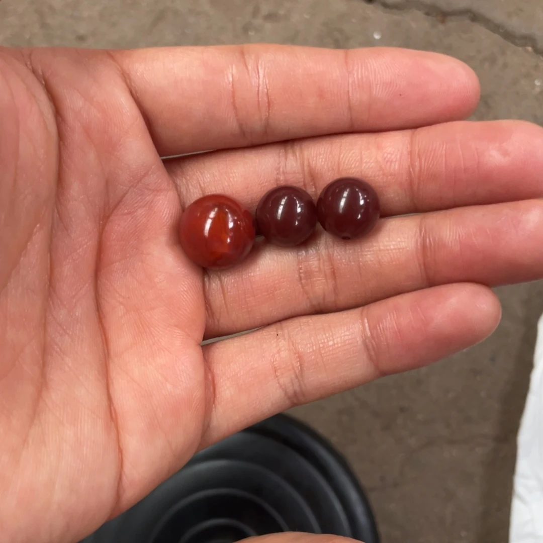 未镶嵌配饰南红玛瑙