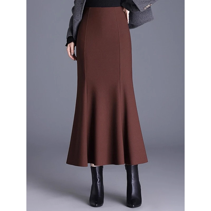 拉夏贝尔高级感优雅鱼尾半身裙女秋冬2025新款弹力长款包臀裙长裙