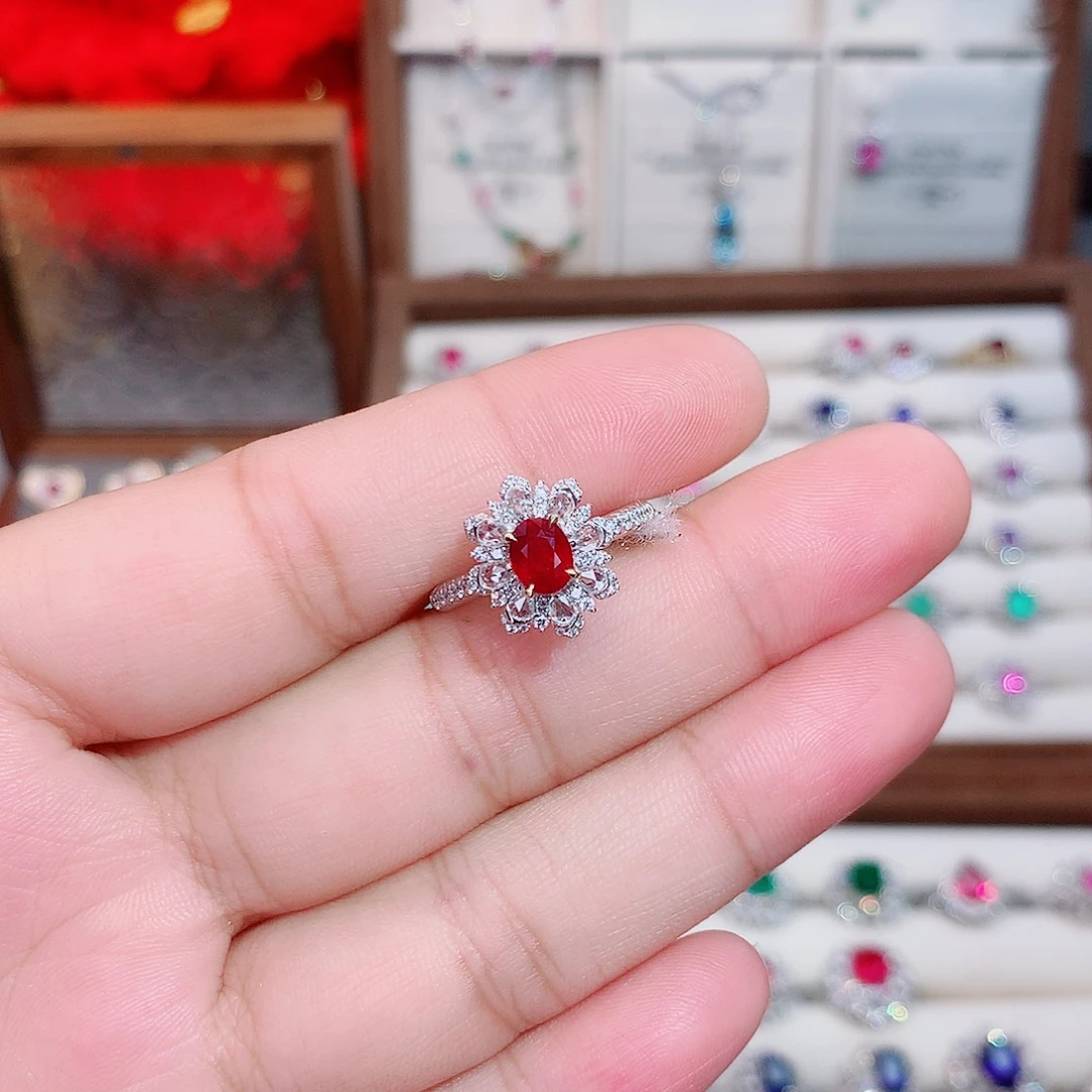 戒指18K金镶嵌红宝石1.02ct/七天无理由