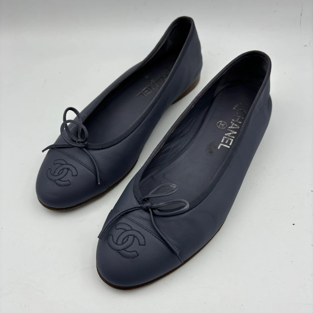 95新 Chanel/香奈儿 37.5码/chanel香奈儿雾霾蓝平底鞋/无盒/95新