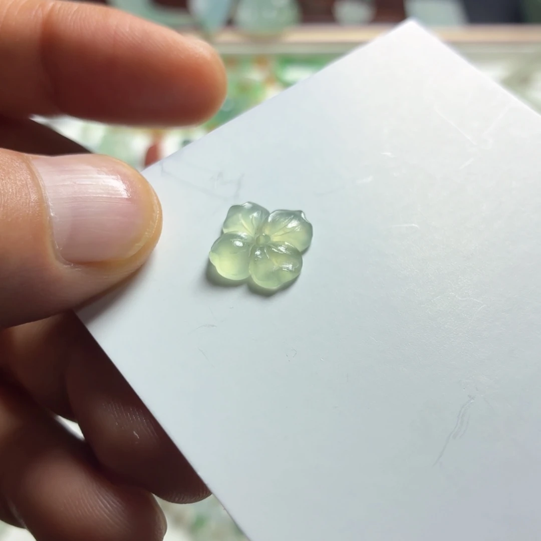 未镶嵌定制翡翠花花