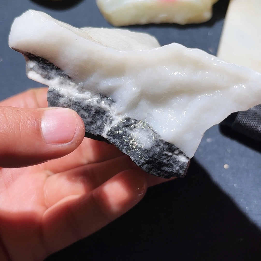 和田玉（糖玉）未镶嵌挂件