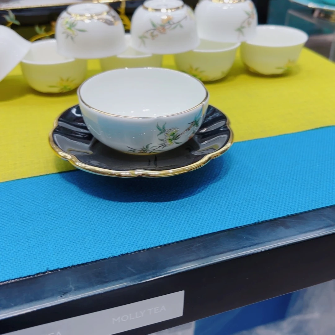 陶瓷熙*石榴家园杯碟