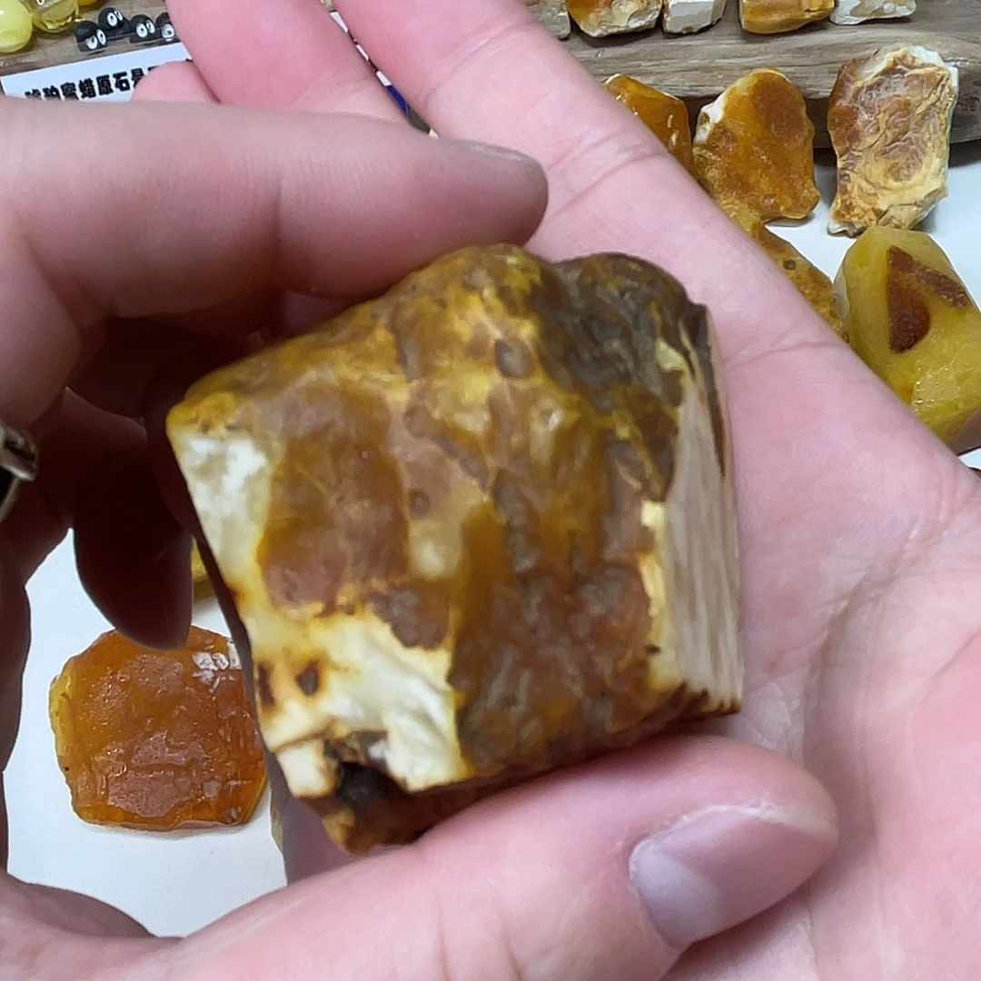 定制琥珀未镶嵌原矿蜜蜡