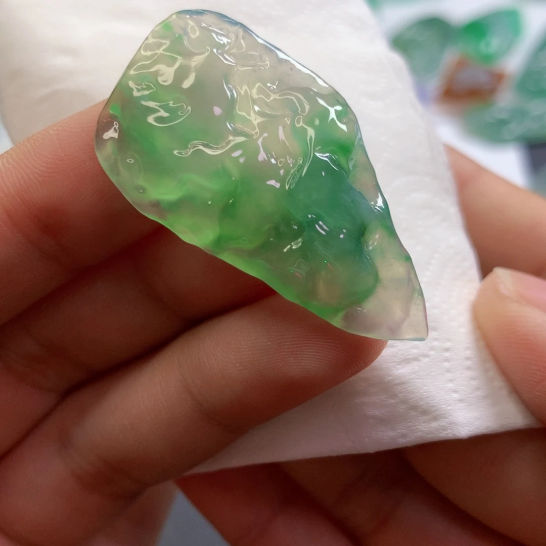 【闪购商品】翡翠吊坠(不含链)未镶嵌