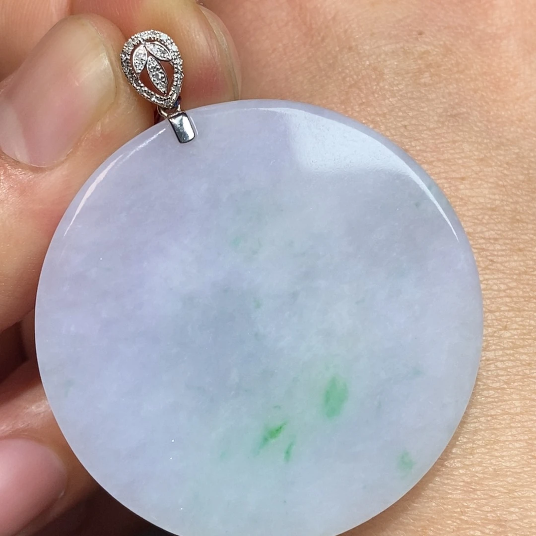 翡翠颈饰18K金镶嵌无事牌