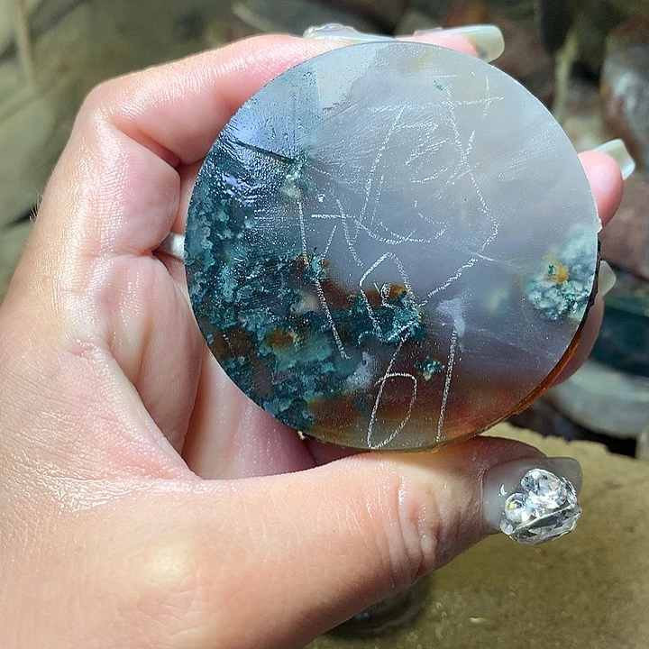 定制玛瑙感*：定制牌子