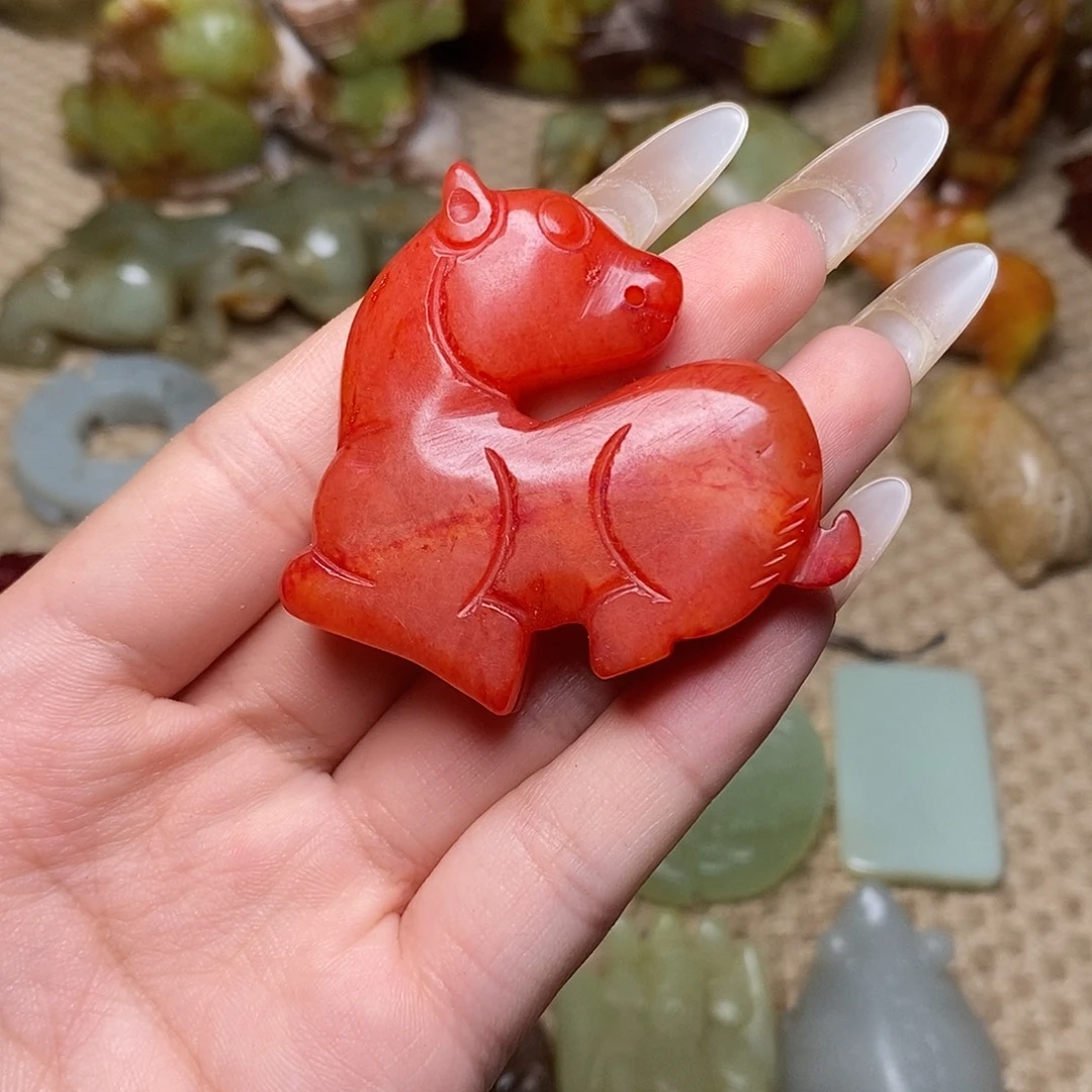 未镶嵌蛇纹石玉颈饰