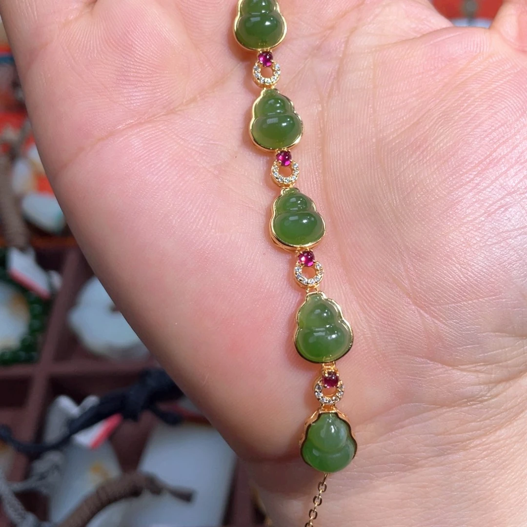 未镶嵌和田玉挂件