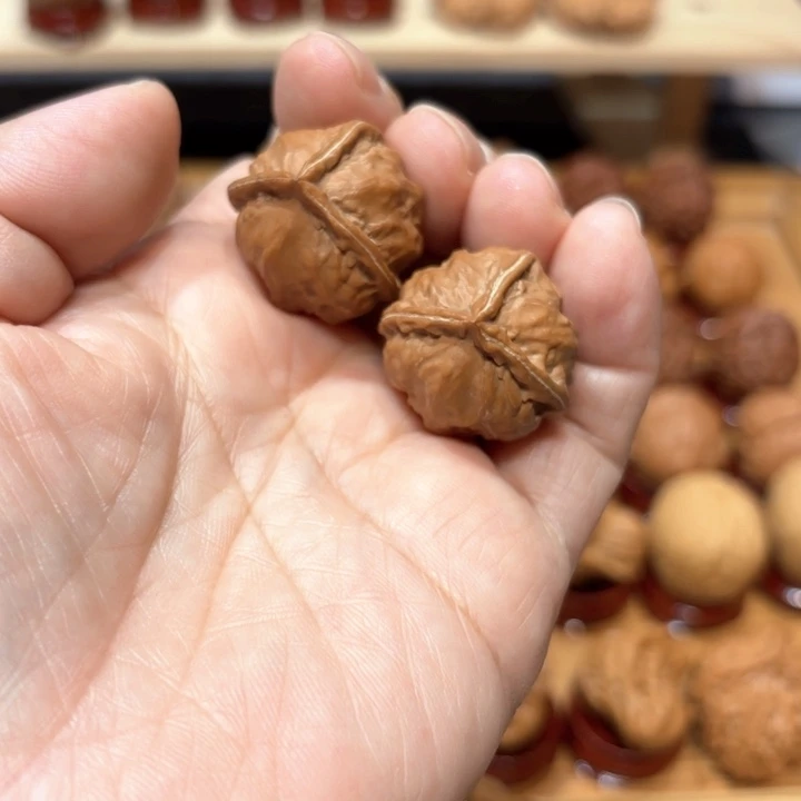 司***愚吊坠文玩核桃云朵528