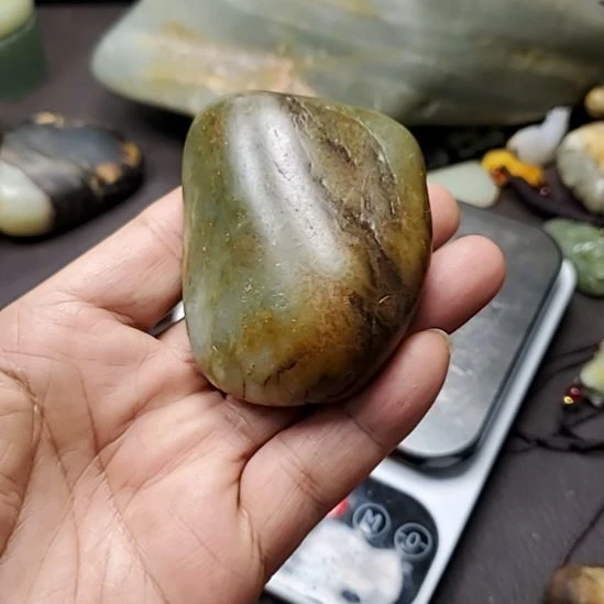 和田玉（糖玉）未镶嵌挂件