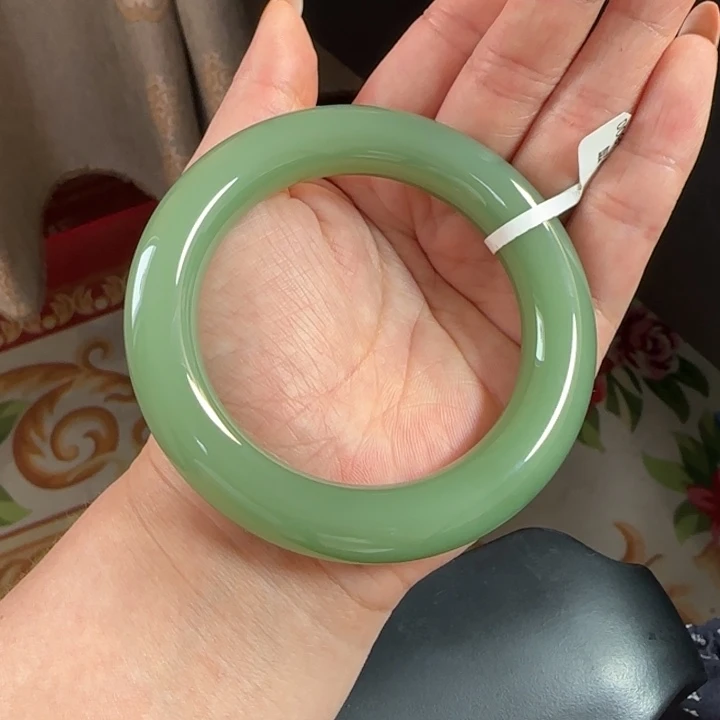 未镶嵌手镯和田玉 碧玉夹层细料青绿色