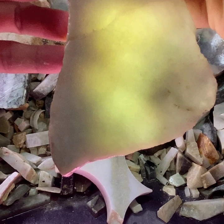 翡翠未镶嵌颈饰天然翡翠