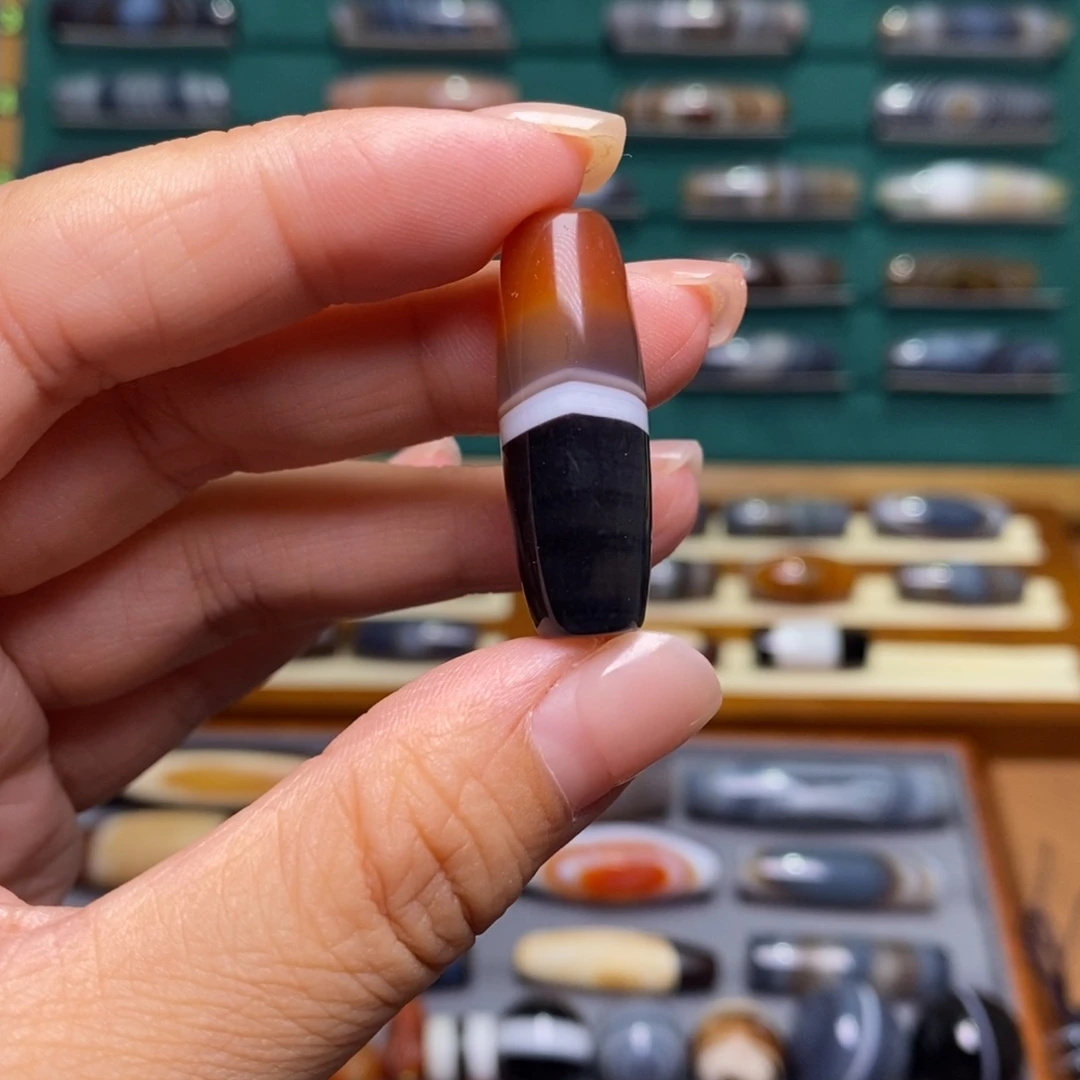 玛瑙/玉髓未镶嵌珠宝半成品