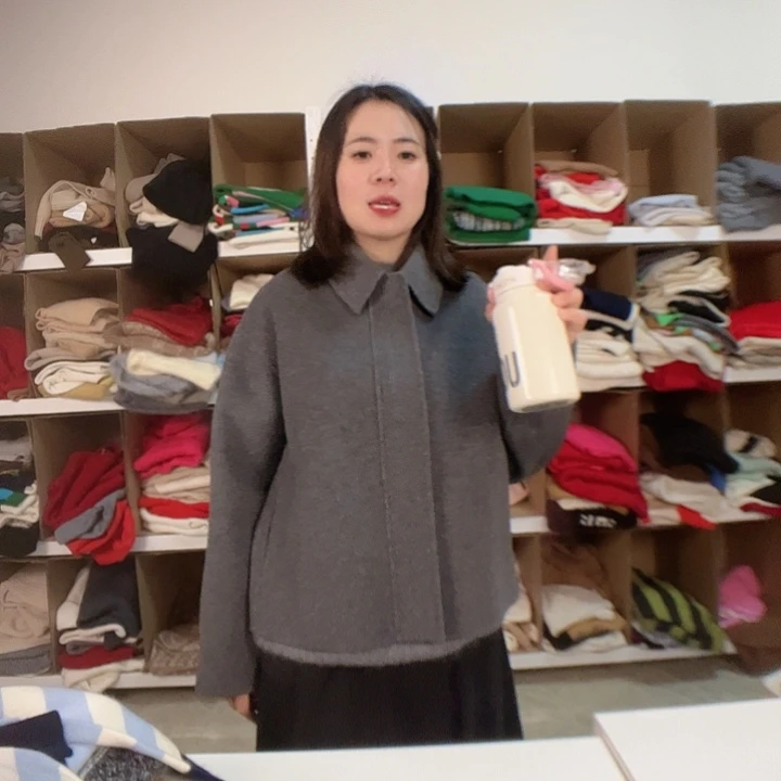 灰色大衣140斤内可穿