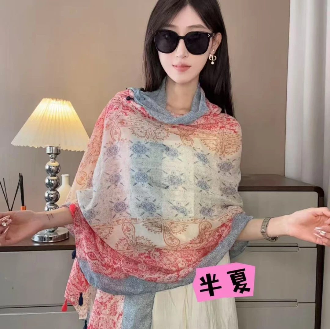 防晒披肩女围巾海边沙漠茶卡盐湖大西北披肩新疆西藏旅游穿搭披肩