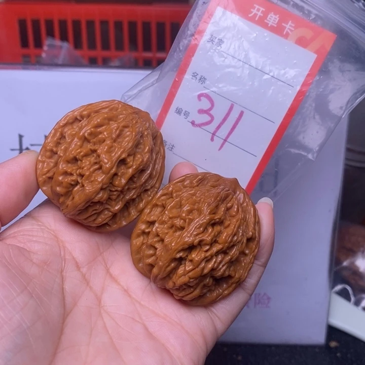 把件文玩核桃311，40.5虎头