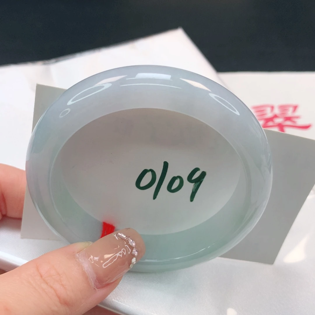 翡翠手镯未镶嵌缅甸天然A货翡翠
