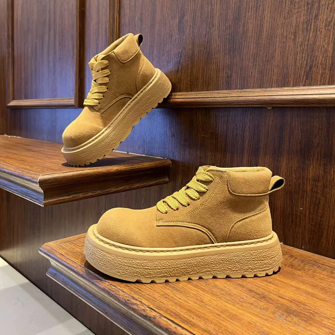 男鞋纯色时尚百搭复古巴恩风素面厚底马丁靴圆头保暖潮流休闲鞋子