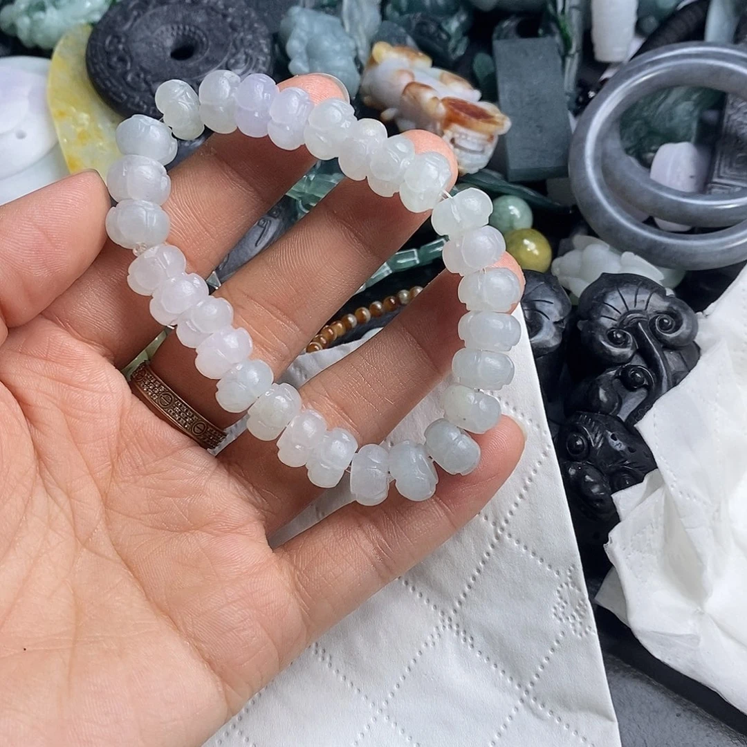 表***以定制翡翠未镶嵌翡翠