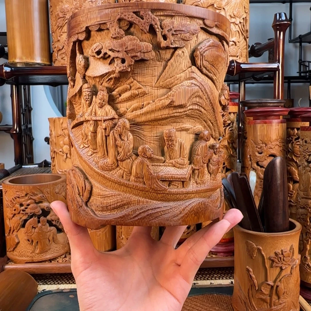 竹夜游赤壁笔筒老料子