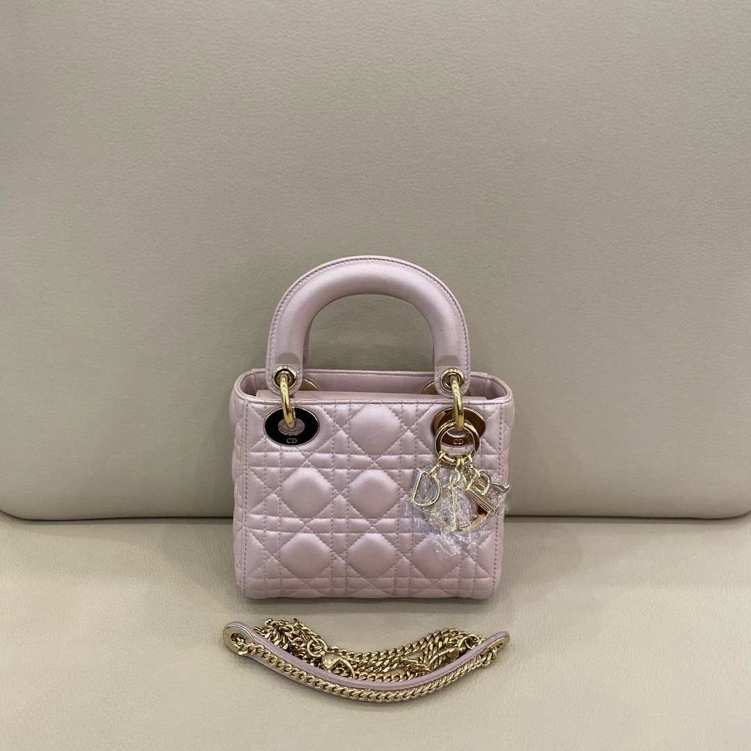 99新 DIOR/迪奥 三格 珠光粉羊皮戴妃包 专柜公价四万 嘎嘎新