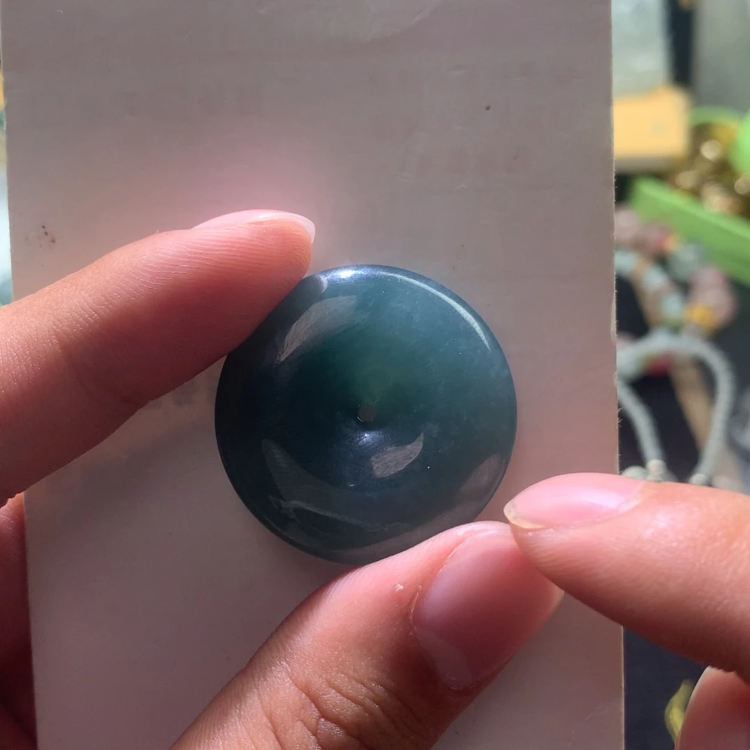翡翠未镶嵌颈饰000