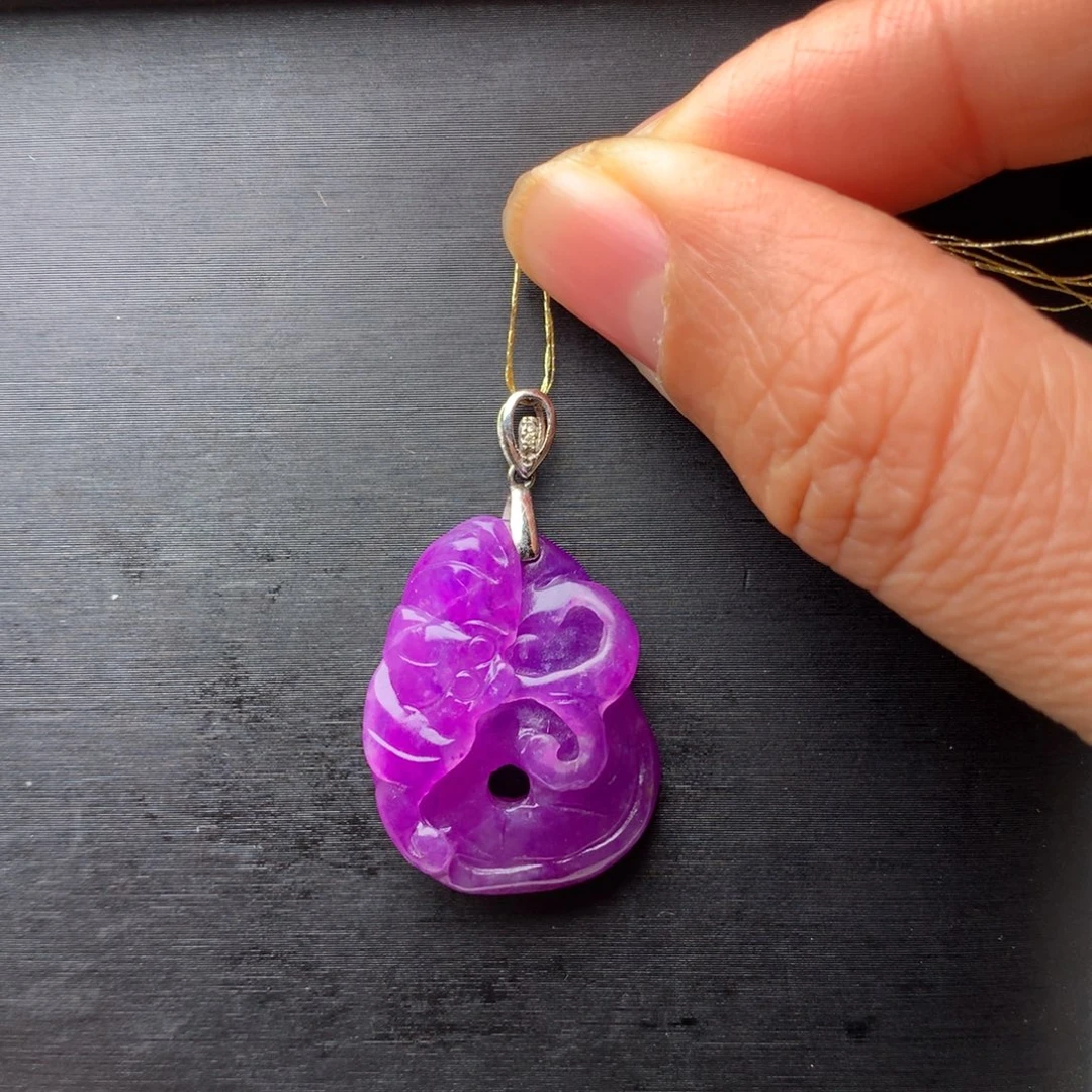 苏纪石（舒俱来）18K金镶嵌吊坠