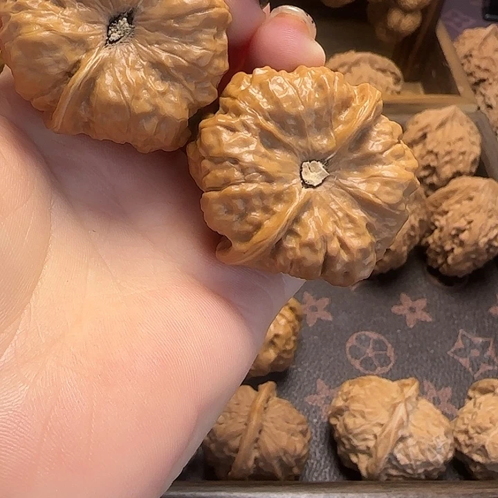 吊坠文玩核桃蛤蟆头