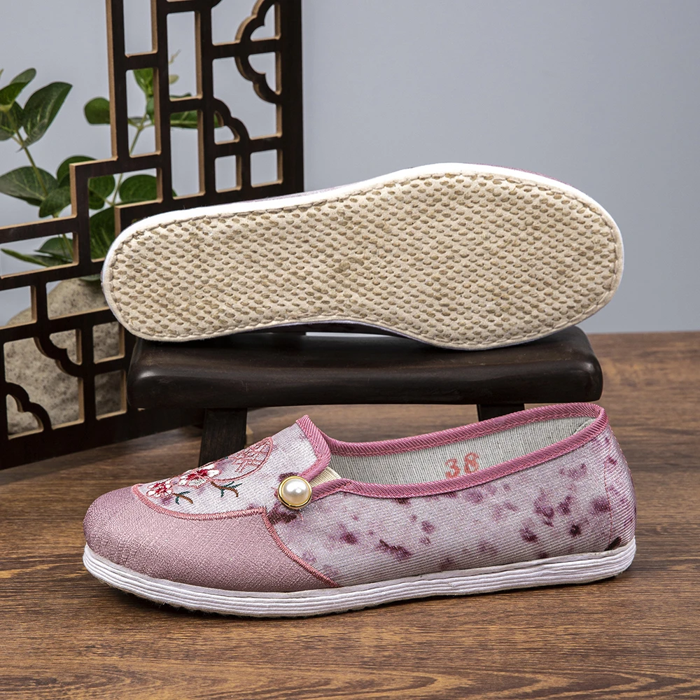 老北京布鞋女夏季新款手工千层底布鞋一脚蹬平底民族风绣花鞋单鞋