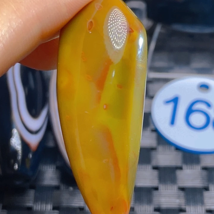 玛瑙/玉髓颈饰未镶嵌隐*人