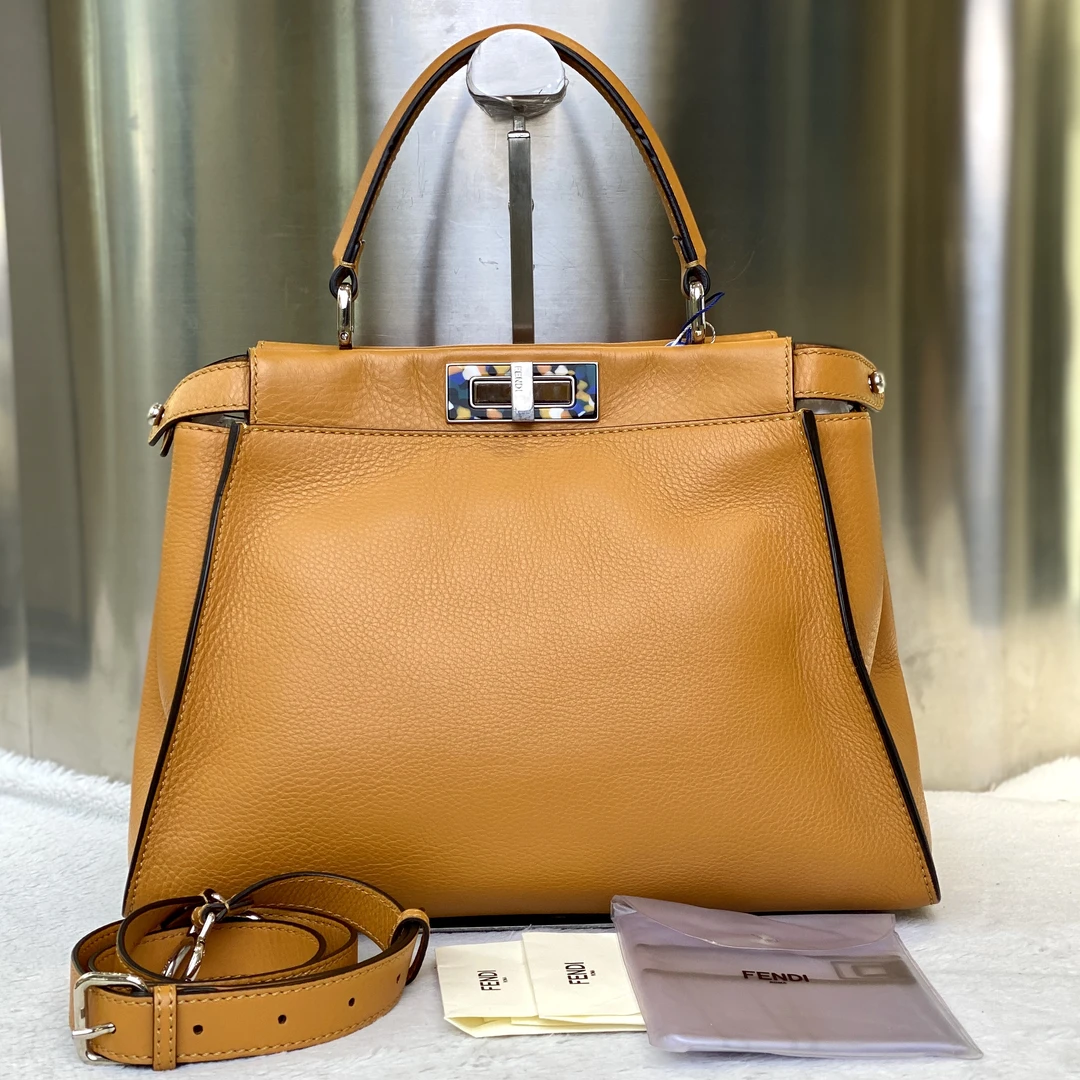 99新 FENDI/芬迪 爱马98新芬迪手提单肩包3439