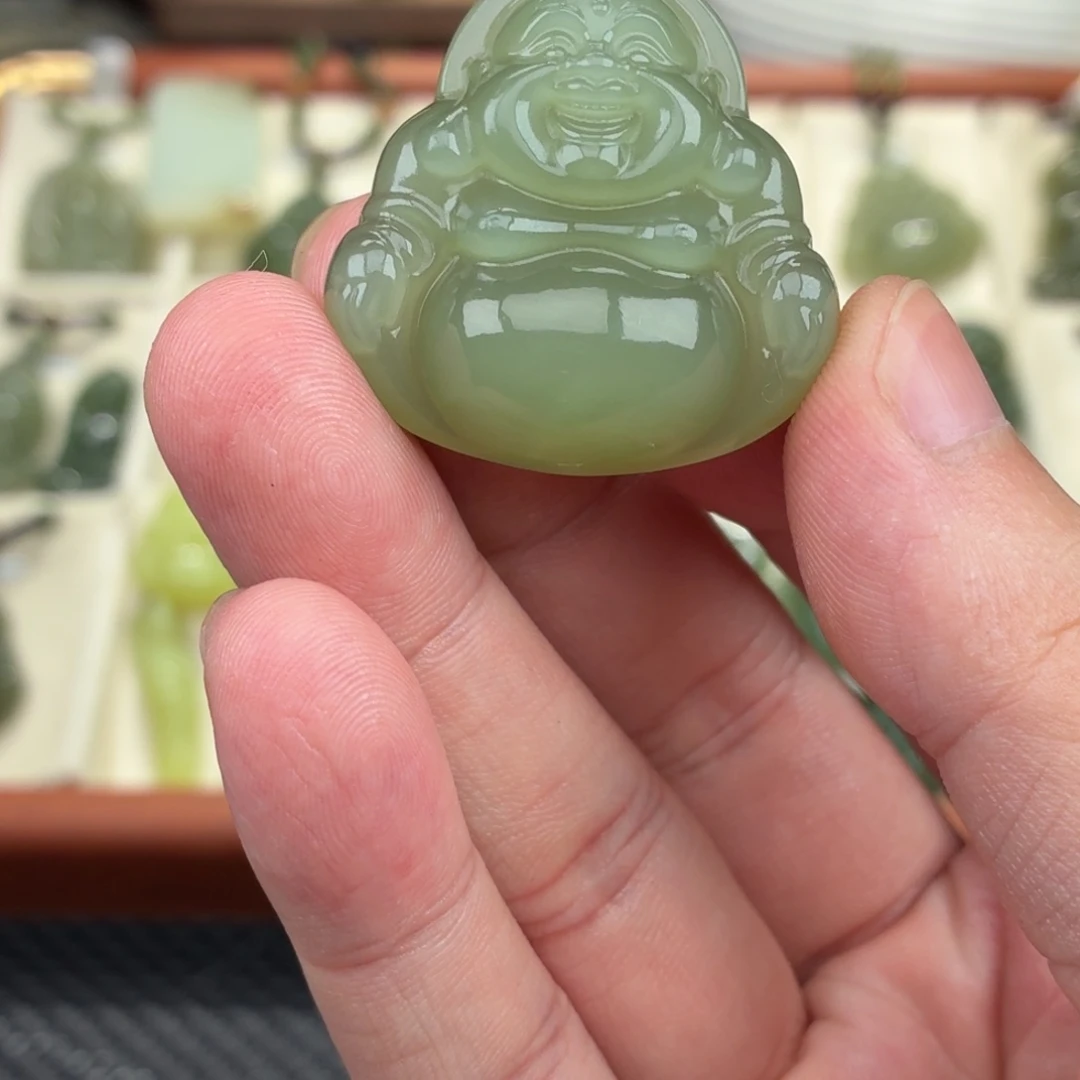 相***缘和田玉未镶嵌颈饰