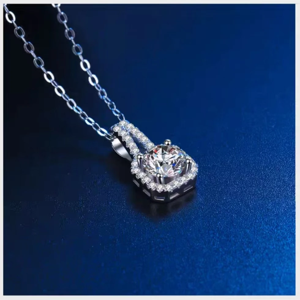 坠链均足银 方糖项链女时尚百搭新款吊坠超闪锁骨链小众高级感