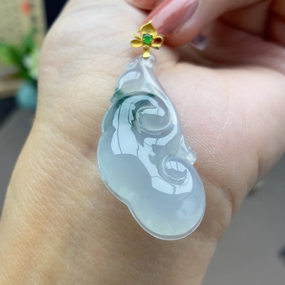 翡翠18K金镶嵌颈饰吊坠7