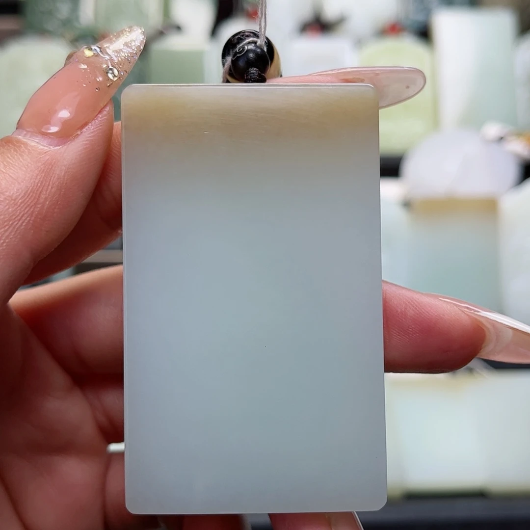 【闪购商品】颈饰未镶嵌和田玉龙**人