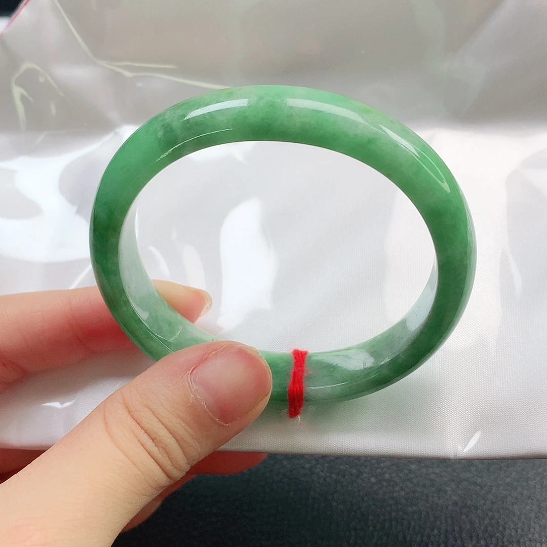 翡翠未镶嵌手镯1860