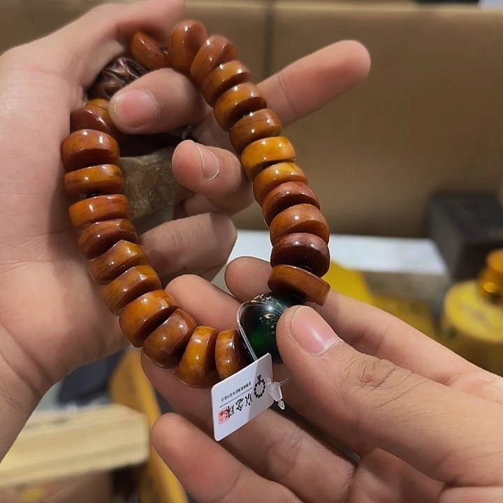 石英石非金属老*精美手手链链一个