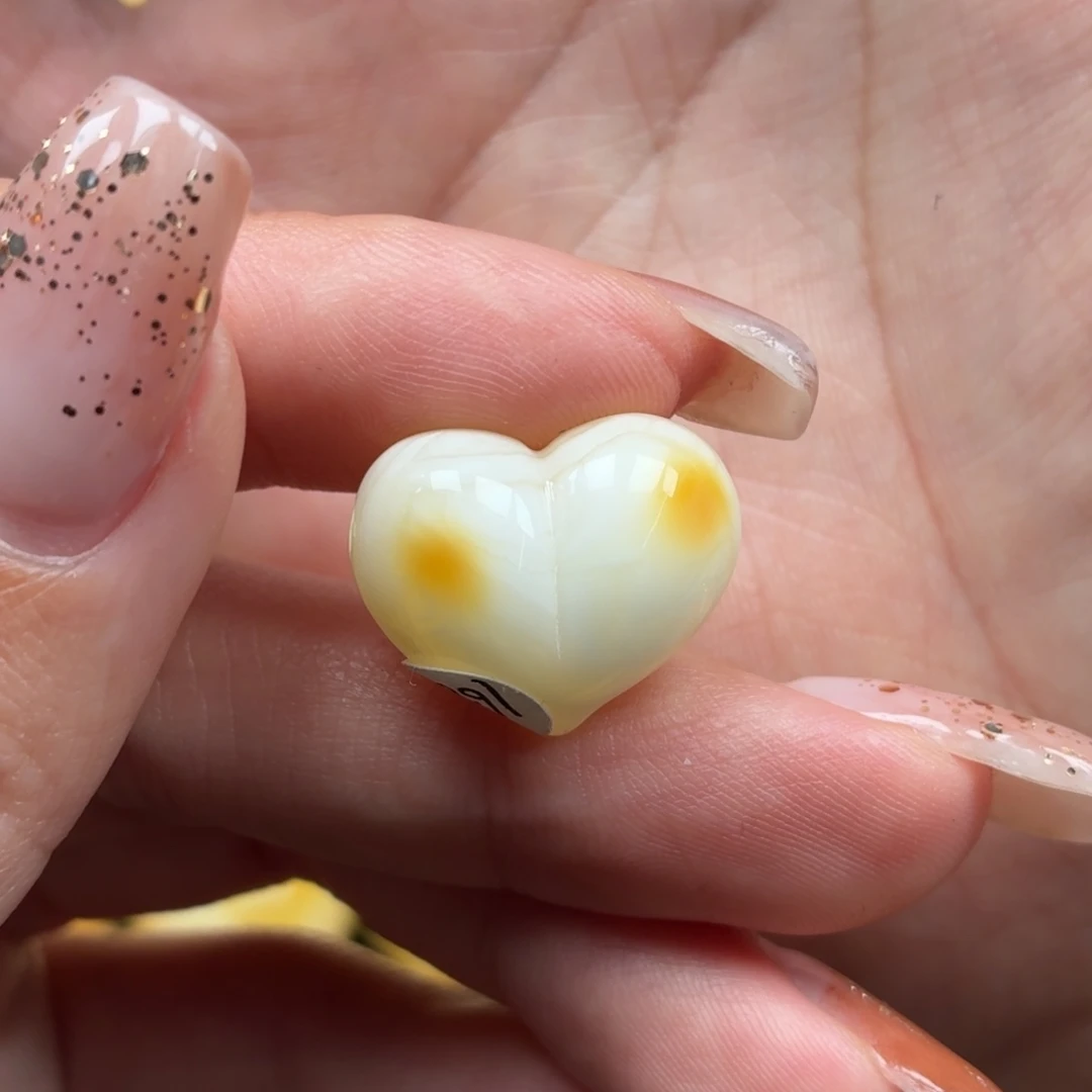 琥珀未镶嵌裸石蜜蜡