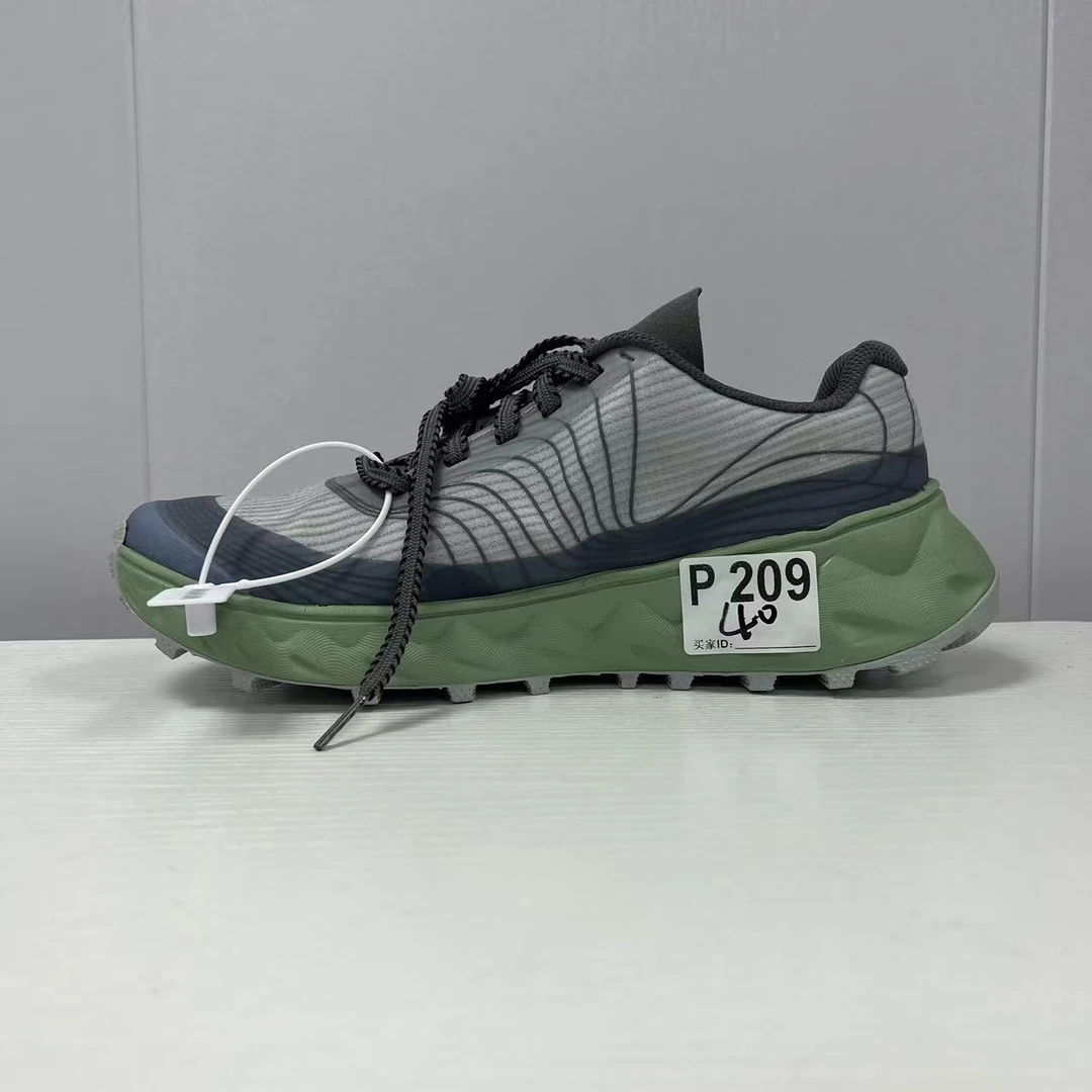 3-新款户外运动百搭休闲鞋 P209