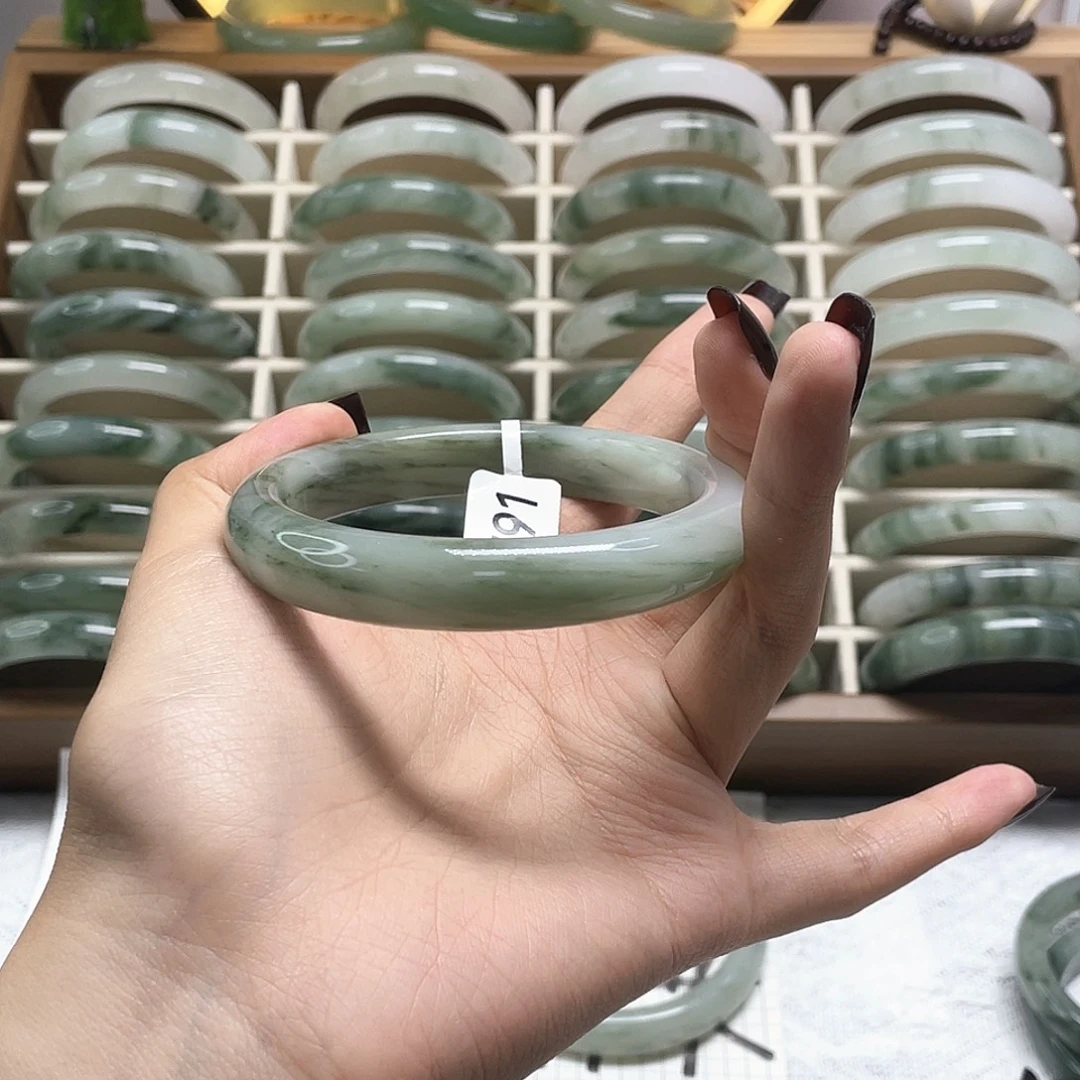 石英质玉未镶嵌手镯0791