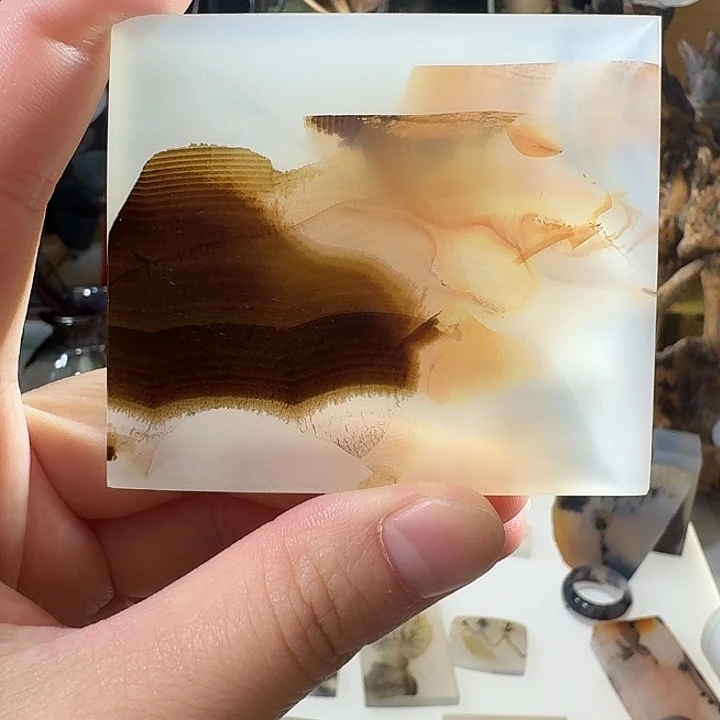 玛瑙/玉髓未镶嵌珠宝奇石