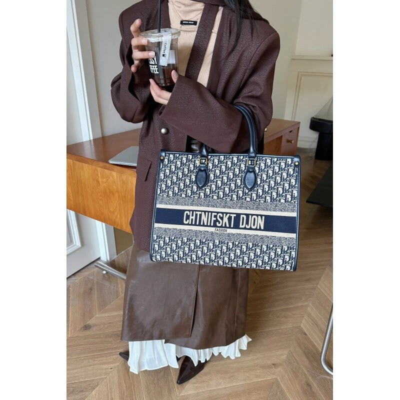 09号大托特-万针刺绣时尚斜挎包#0050