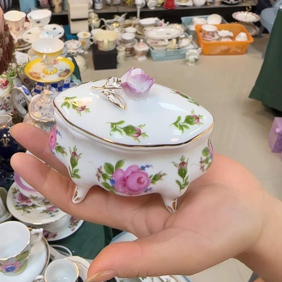 冠衡外贸陶瓷有限公司