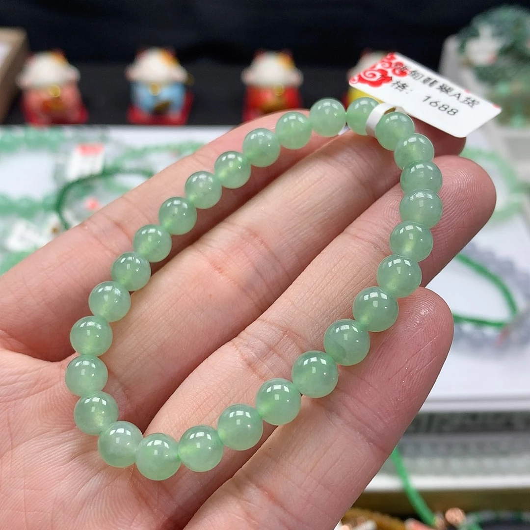 翡翠手链未镶嵌翡翠